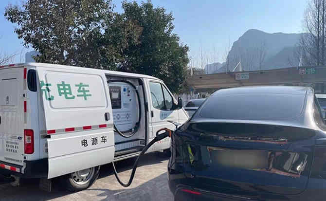 津南区汽车搭电